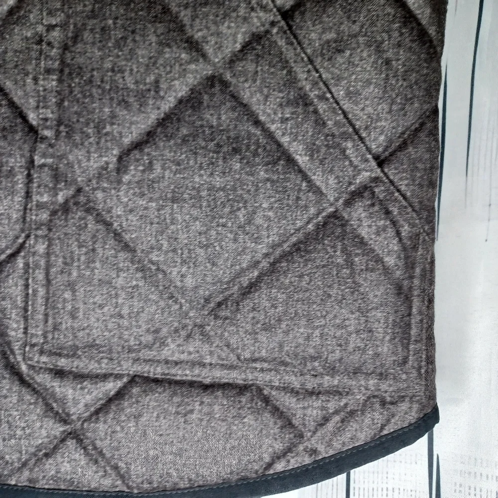 J. Crew Factory Excursion Down Puffer Vest Quilted Women SZ XS Gray